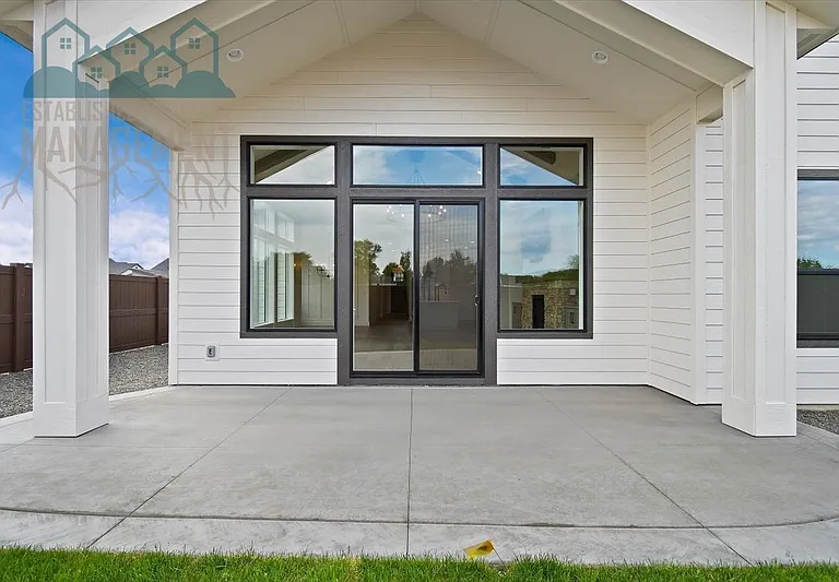 10642 W Lothbury Dr — Photo 19