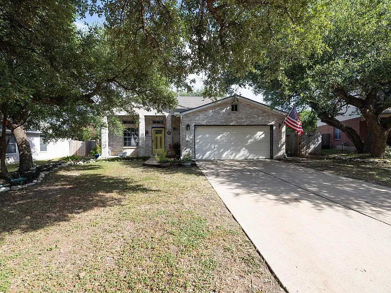 104 Grant Ct — Photo 5