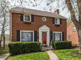710 Crystal Dr, Pittsburgh, PA 15228