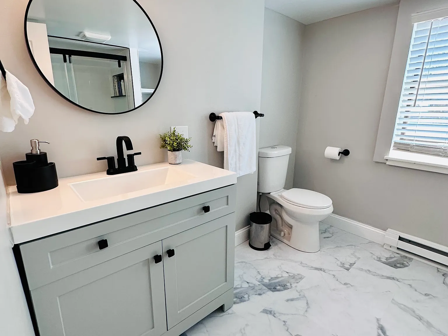 4 bed, 1200 sqft, $4,500 — Photo 4