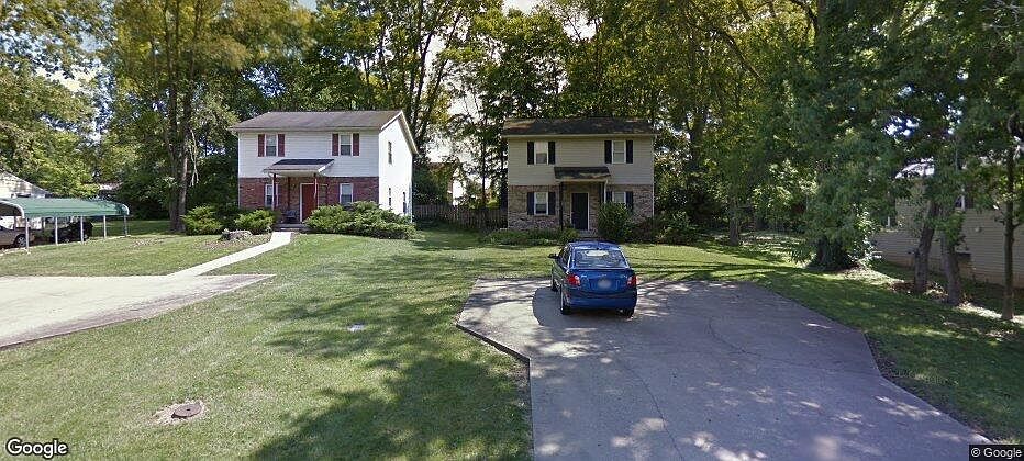 1st image of 700 E Moody Dr