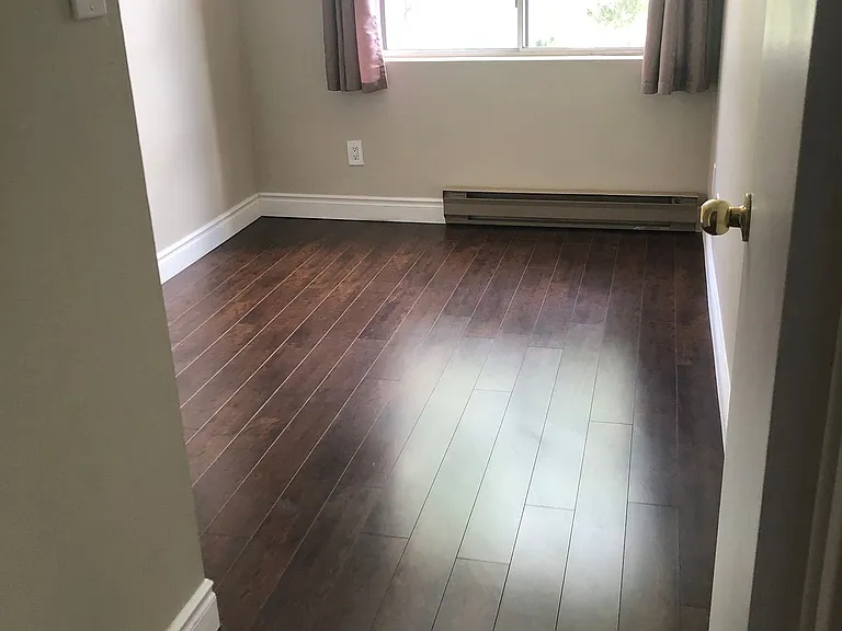 1389 Danforth Ave #B — Photo 15