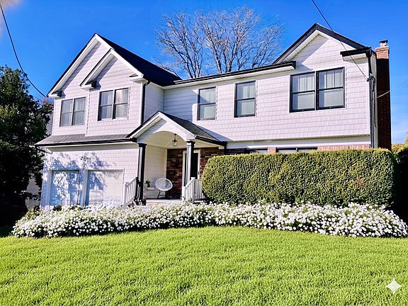 Late summer, front of house