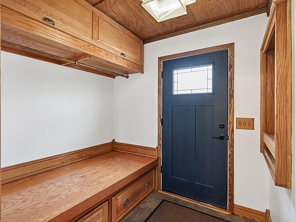 3rd image of 2705 Golden Valley Rd