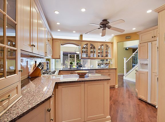 4th image of 13809 S Golden Oak Dr