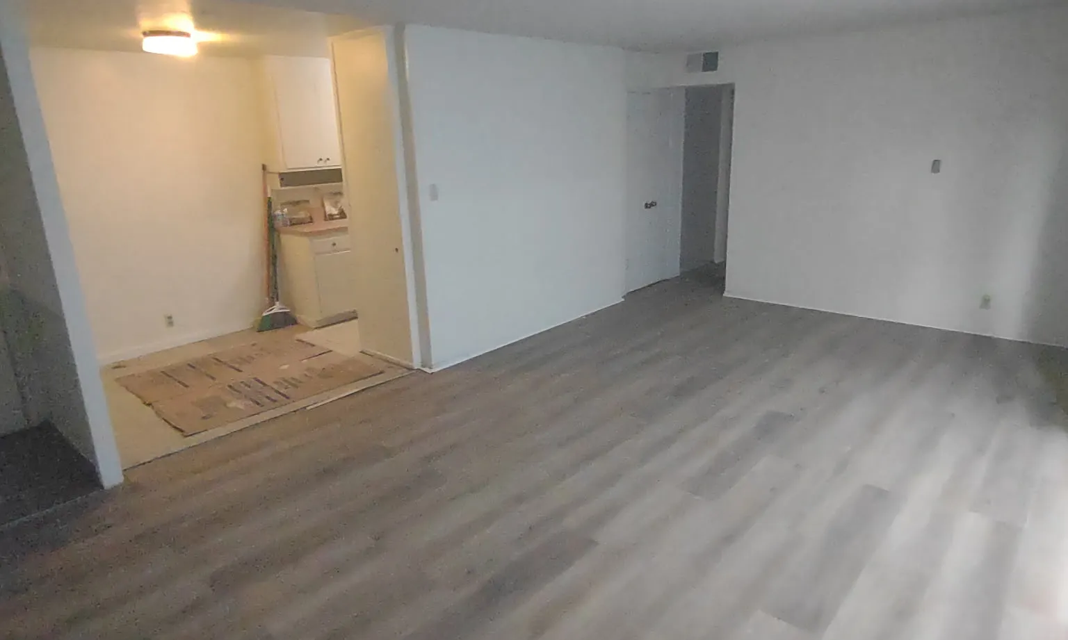 2 bed, 788 sqft, $3,000 — Photo 2