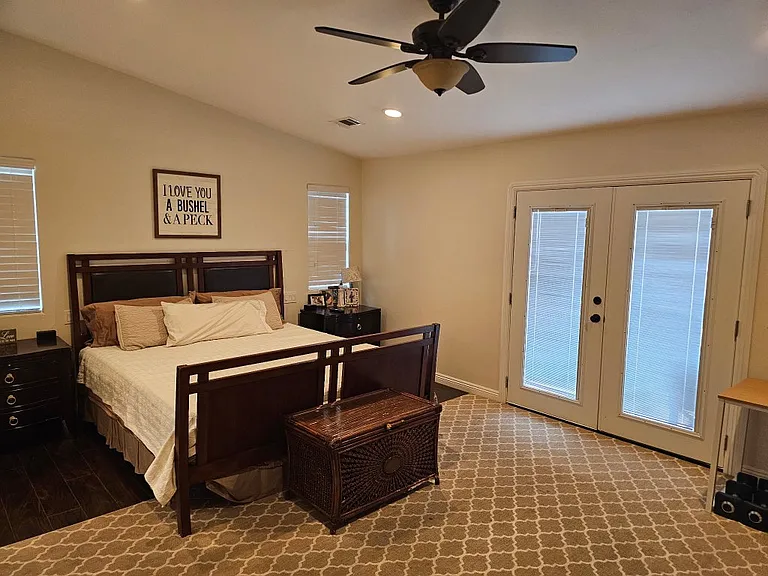 608 Las Flores Dr — Photo 18