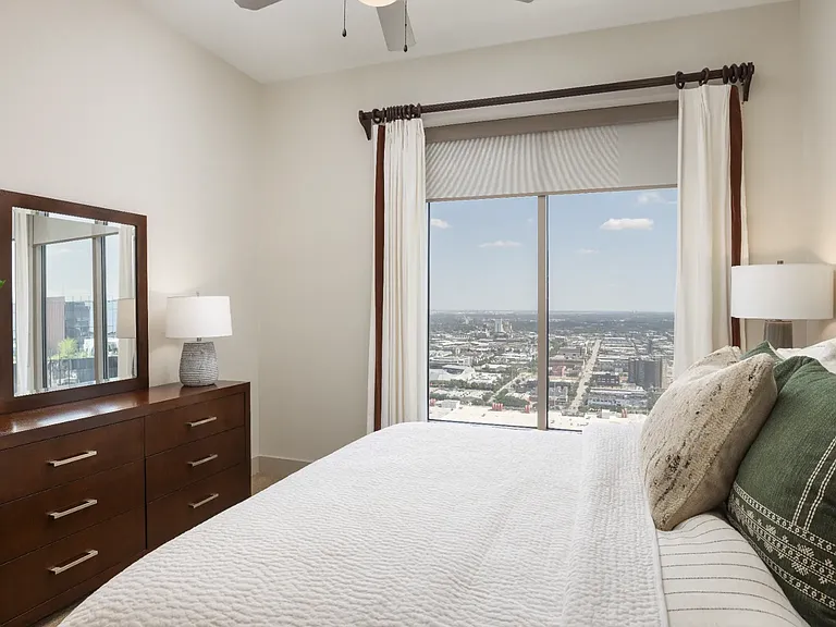 One Park Place — Photo 18