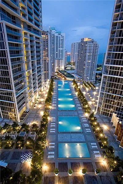 1 bed, 798 sqft, $4,100 — Photo 3