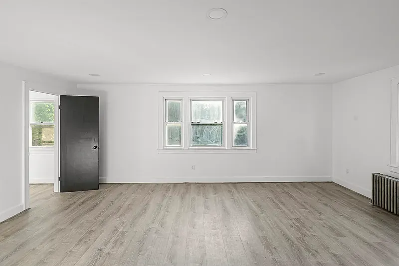 3 bed, 1500 sqft, $2,700 — Photo 3