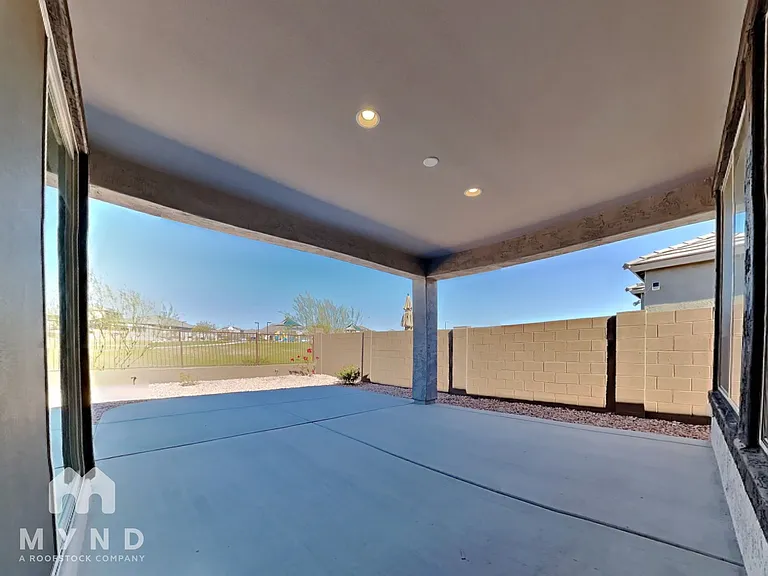 24598 W Concorda Dr — Photo 32
