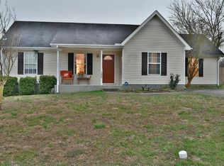 1803 Salisbury Ct, La Vergne, TN 37086