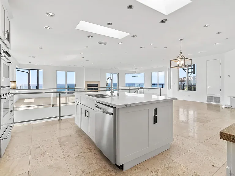 1371 San Elijo Ave — Photo 15