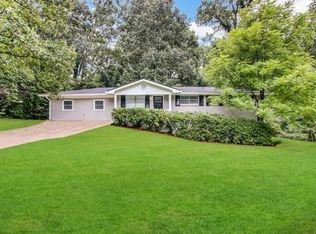 5815 N Bear Dr, Douglasville, GA 30135