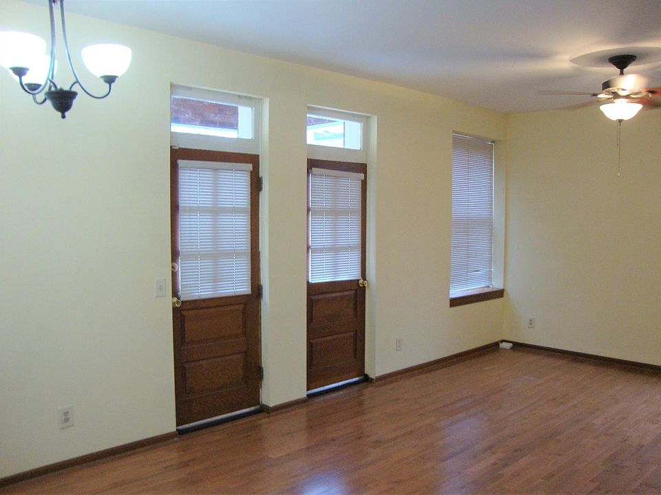1st image of 2209 Lawrence St APT 2