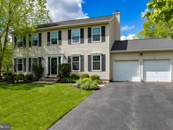 18 Windsor Ln, Trenton, NJ 08620