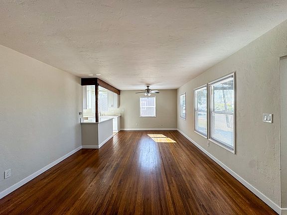 5th image of 4305 Corinth St