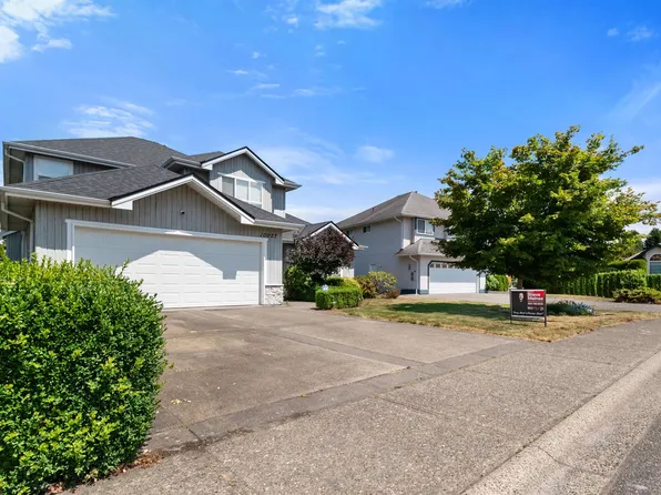 10027 Merritt Dr, Chilliwack, BC V2P 7Z2