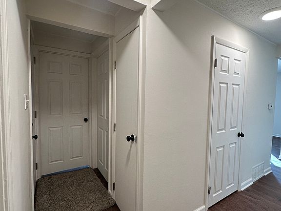 5th image of 1509 S Hawthorne Ln