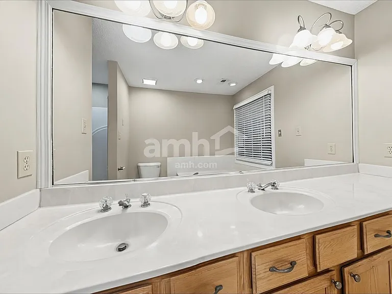 1517 Autumn Ridge Dr — Photo 11