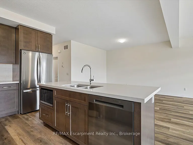 76 Valley Trail Pl — Photo 16