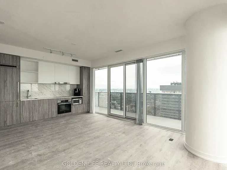 138 Downes St E #5606 — Photo 6