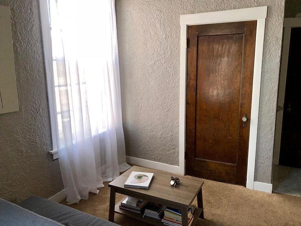 2nd image of 116 S 6th St APT 4