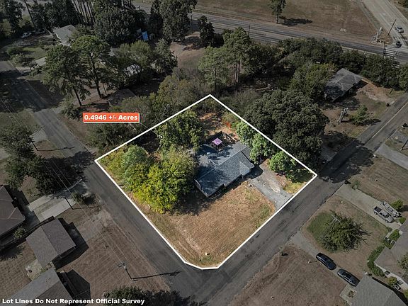 2nd image of 106 Suzanne Dr