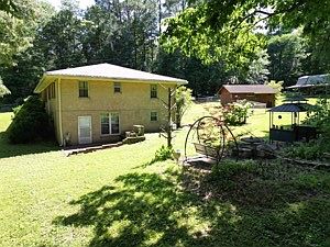 2nd image of 124 Lewter Dr