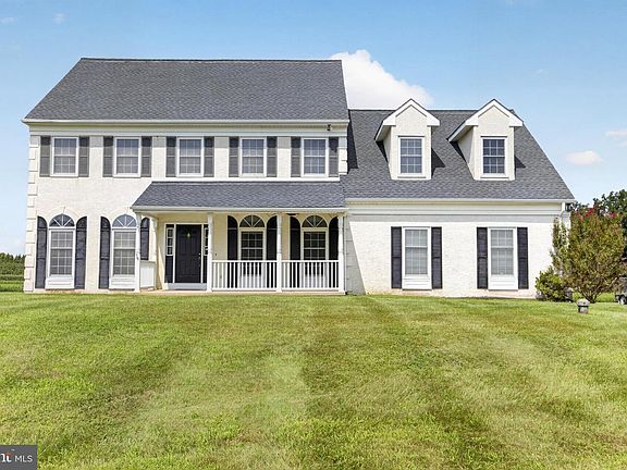 4th image of 113 Windfield Ln