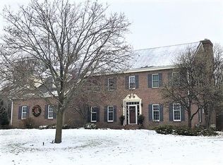 18240 San Lucas Ct, Brookfield, WI 53045