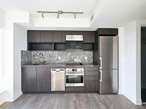 3rd image of 9 Mabelle Ave #623