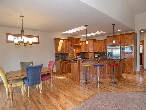 4th image of 5814 S Laurel Crest Ct