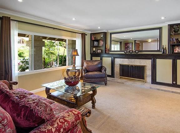 5th image of 3926 Avenida Verano