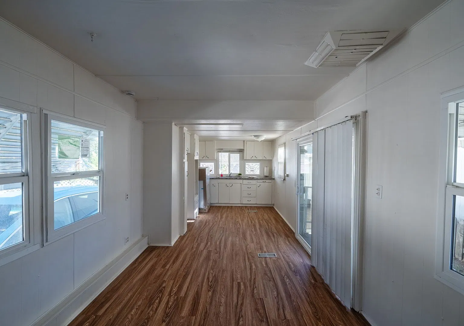 869Rand — Photo 4
