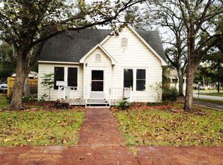 702 Center St, El Campo, TX 77437