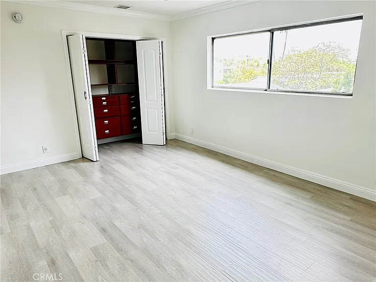 423 S Rexford Dr — Photo 18