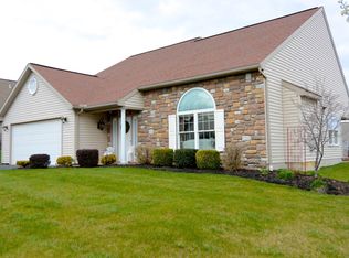 107 S Cacoosing Dr, Sinking Spring, PA 19608