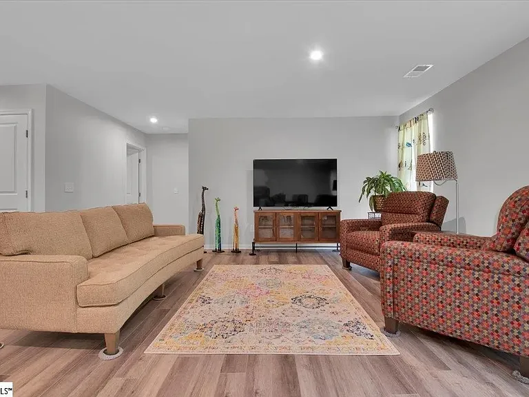 123 Lily Park Way — Photo 3