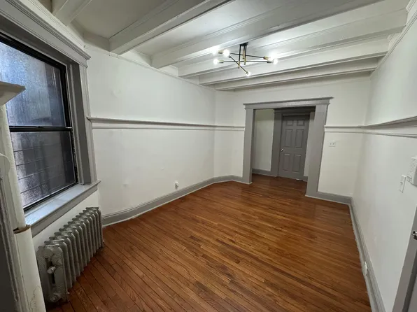 66 N Grove St, East Orange, NJ