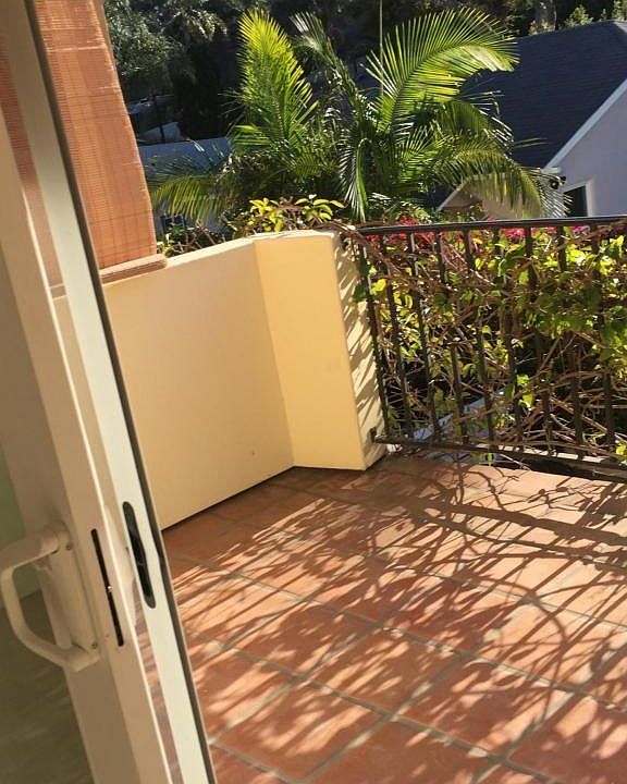 2nd image of 615 Del Monte Ave