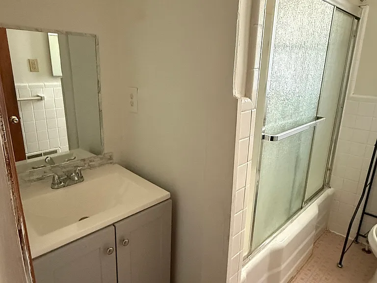 12 Georgia Ave — Photo 10