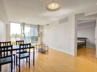 35 Finch Ave E #510, Toronto, ON M2N 6Z8