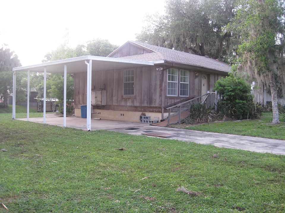 1st image of 2054 Park Shore Ln