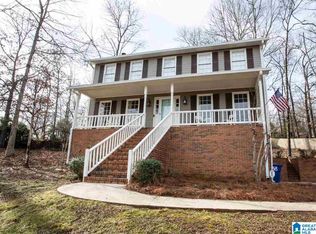 1809 Man O War Dr, Helena, AL 35080