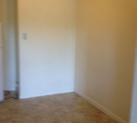 4th image of 839 Iowa Ave APT 3