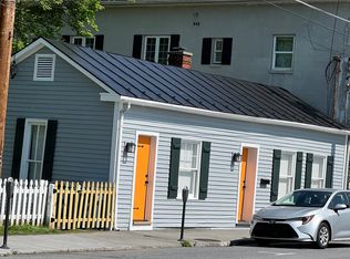 17 S Church St, Berryville, VA 22611