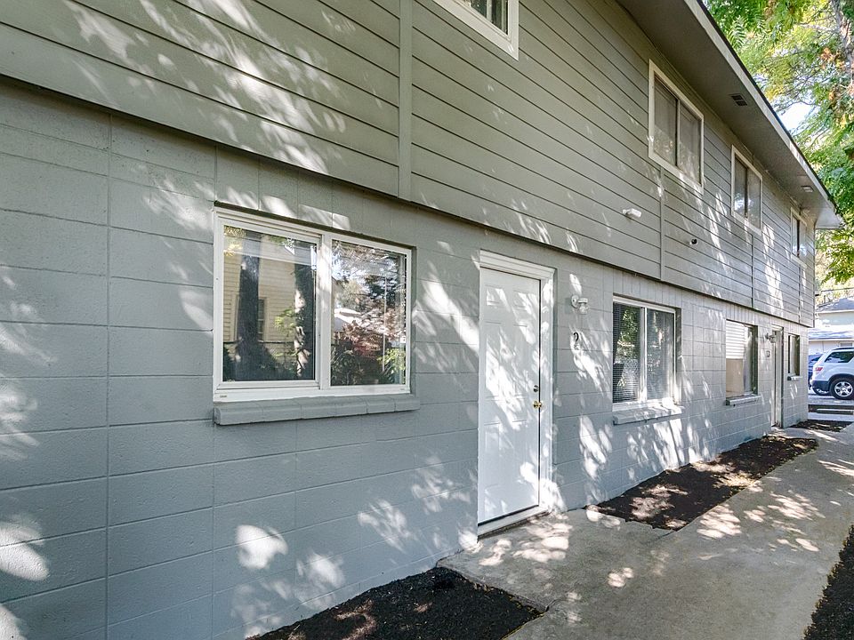 1st image of 2003 E Linden St #2