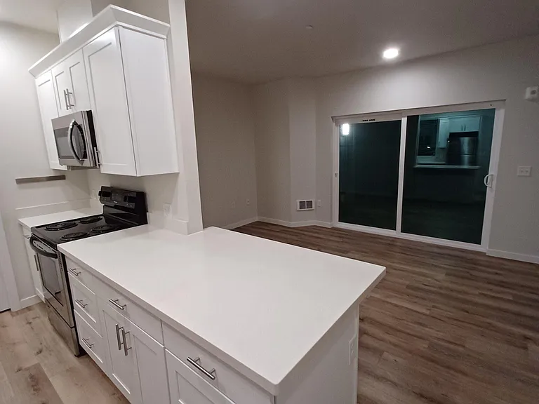 1132 N 183rd St #101 — Photo 3