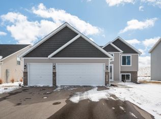 348 Cross Cir, Dundas, MN 55019